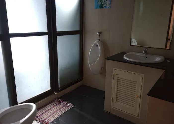 ที่พักนักเดินทาง ภู่ระหงษ์ Séjour chez l'habitant Bangkok